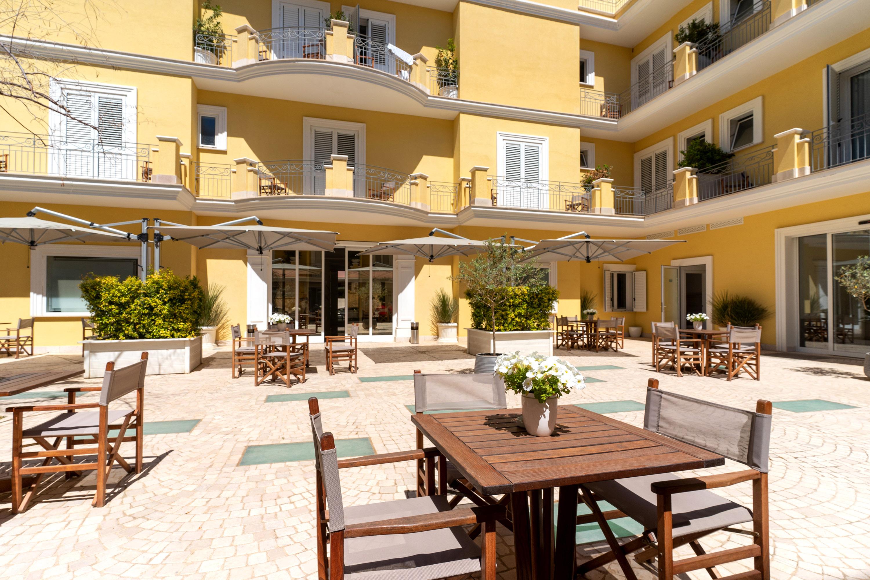 Victoria Palace Hotel & Zen Wellness Gallipoli Kültér fotó