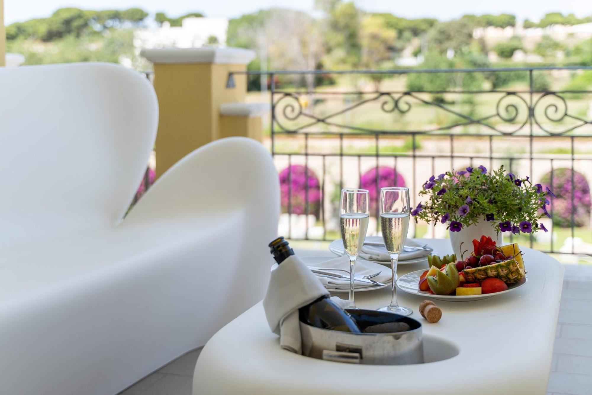 Victoria Palace Hotel & Zen Wellness Gallipoli Kültér fotó