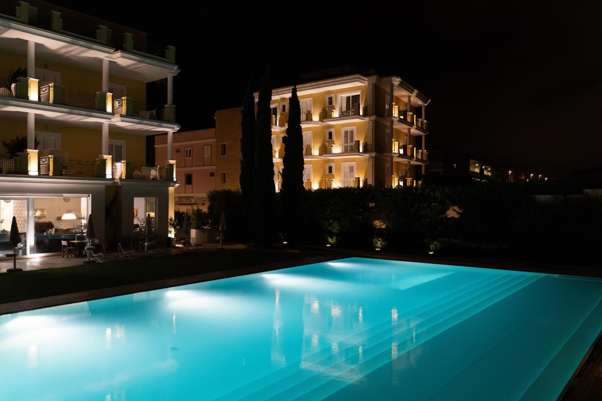 Victoria Palace Hotel & Zen Wellness Gallipoli Kültér fotó